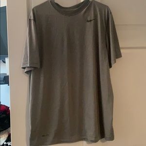 Men’s Nike dry fit tee